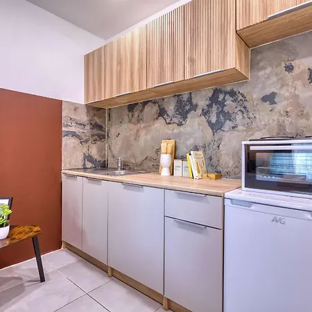 Stylish With Balcony & Sea Views * Sliema